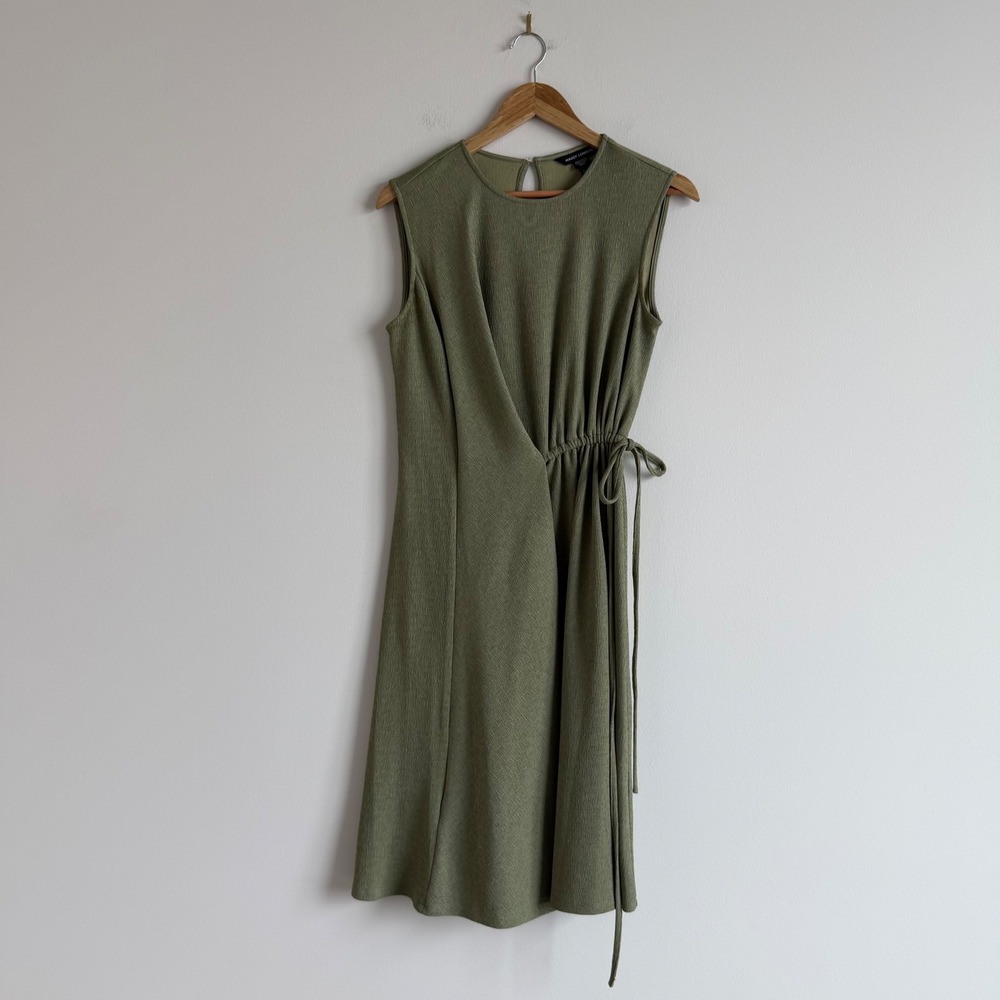 Maggy London Pesto‎ Sage Green Draped Side Tie Dress Size 4